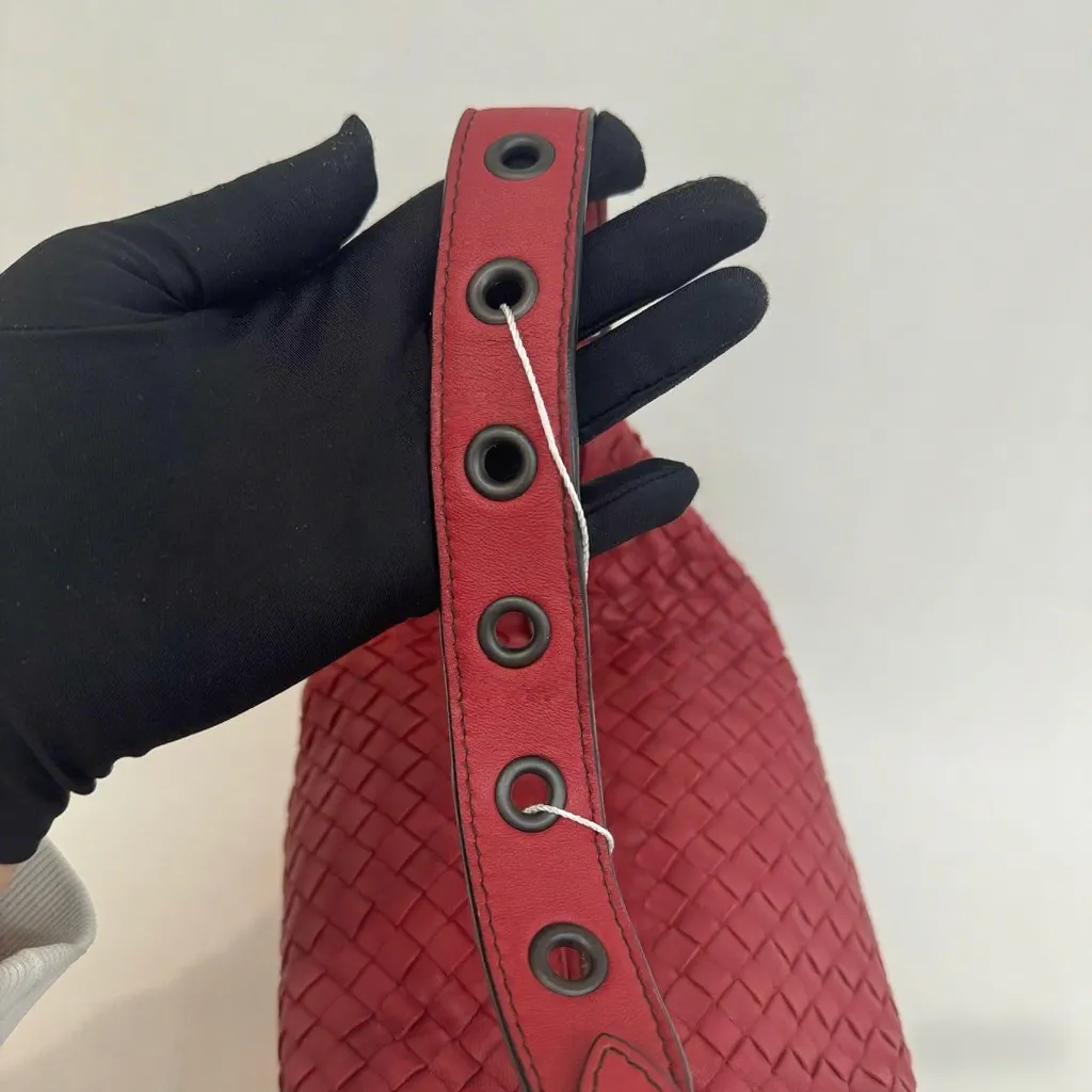 BOTTEGA VENETA Parachute Red Intrecciato Nappa Shoulder Bag BOTTEGA VENETA Parachute Red Intrecciato Nappa Shoulder Bag