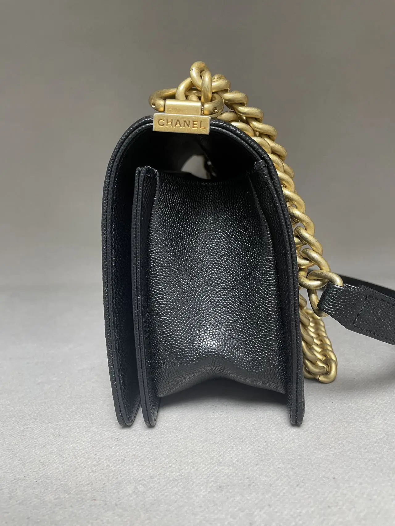 CHANEL Medium Boy Bag Black Quilted Calfskin CHANEL Medium Boy Bag Black Quilted Calfskin