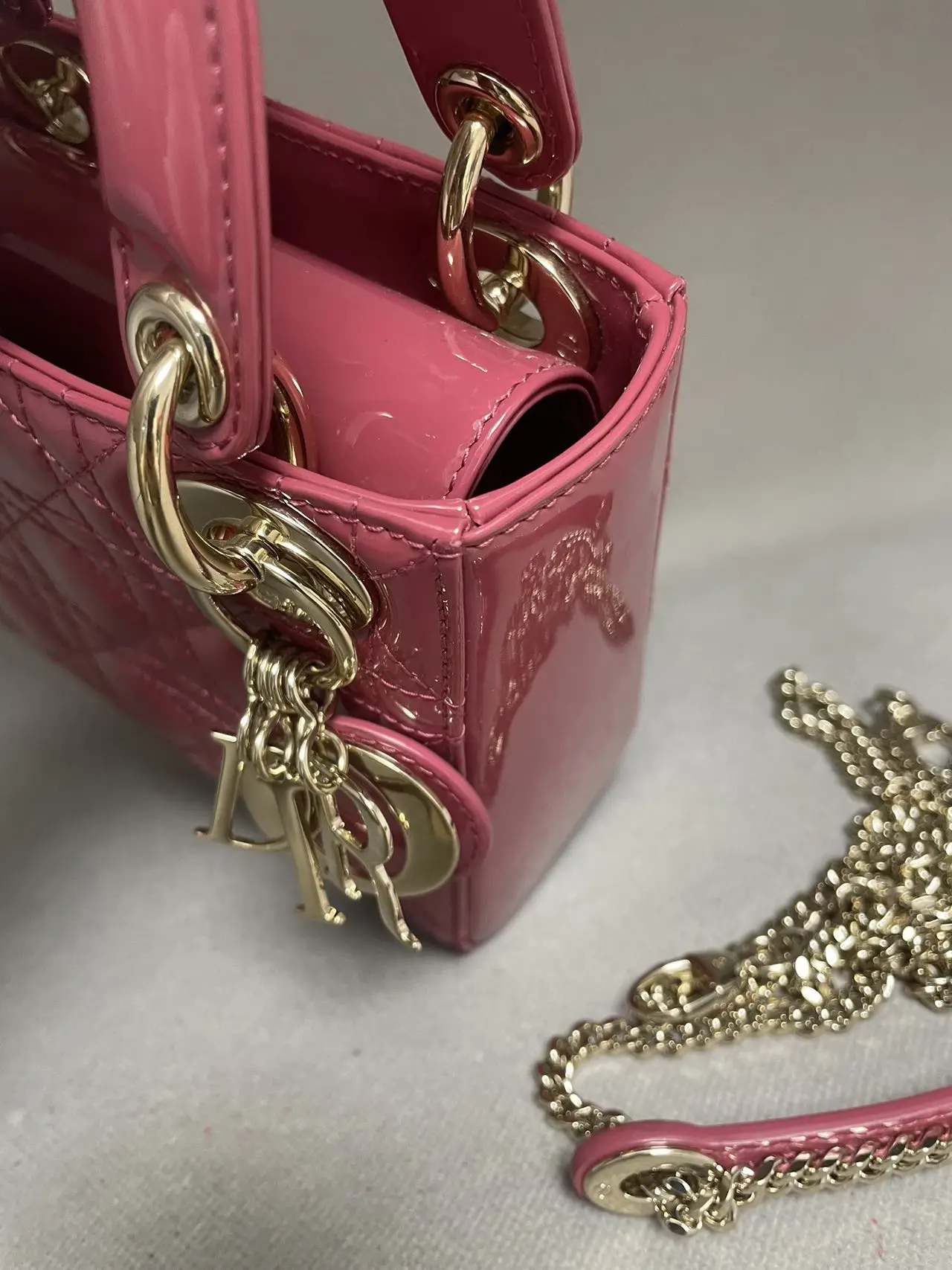 DIOR Mini Lady Dior Bag Hibiscus Pink Patent Leather DIOR Mini Lady Dior Bag Hibiscus Pink Patent Leather