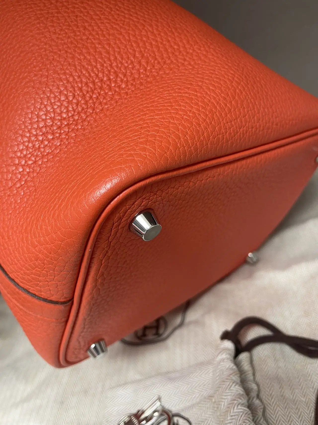 HERMÈS Picotin 18 Orange Poppy Taurillon Clemence Leather HERMÈS Picotin 18 Orange Poppy Taurillon Clemence Leather