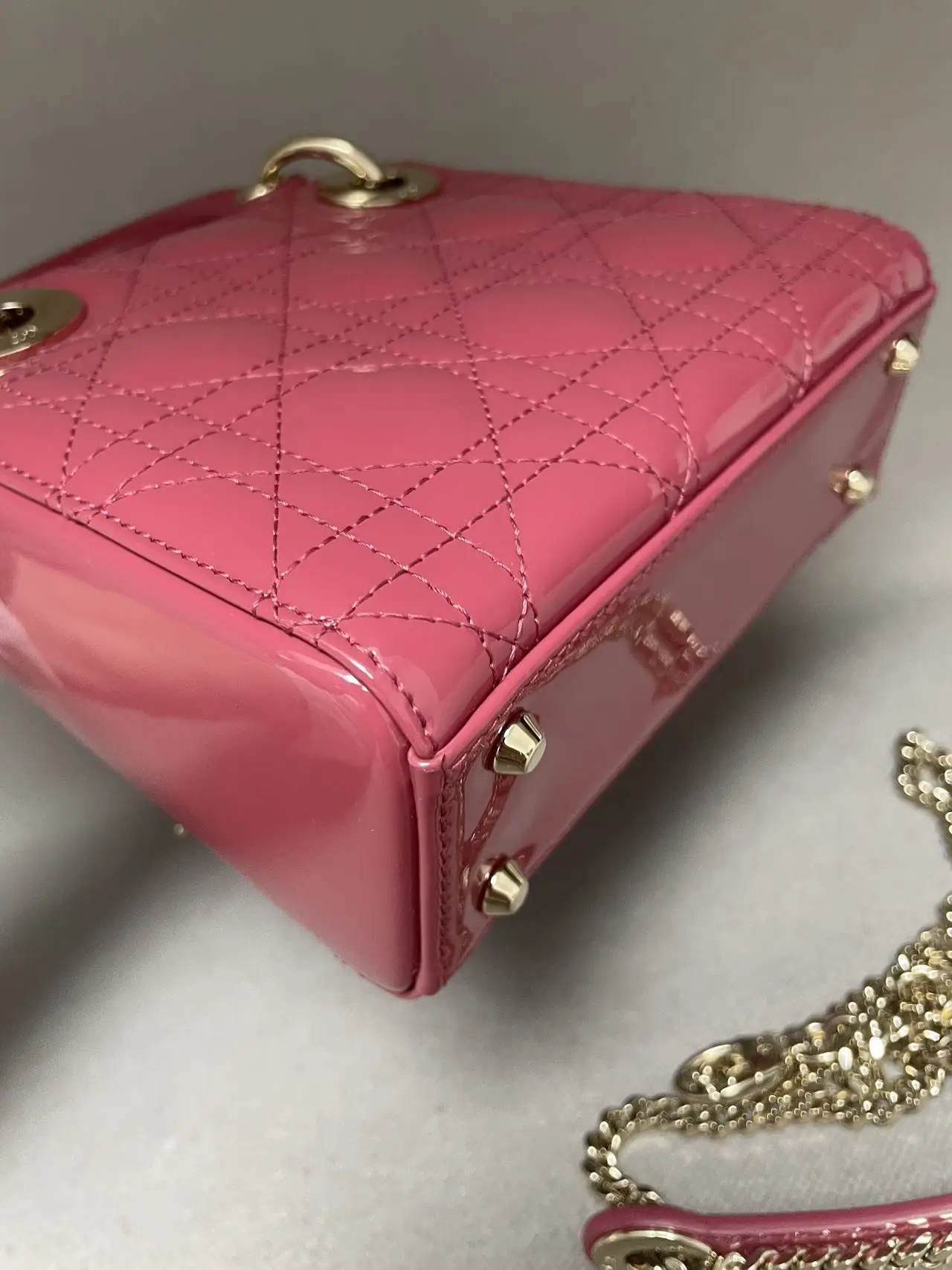 DIOR Mini Lady Dior Bag Hibiscus Pink Patent Leather DIOR Mini Lady Dior Bag Hibiscus Pink Patent Leather