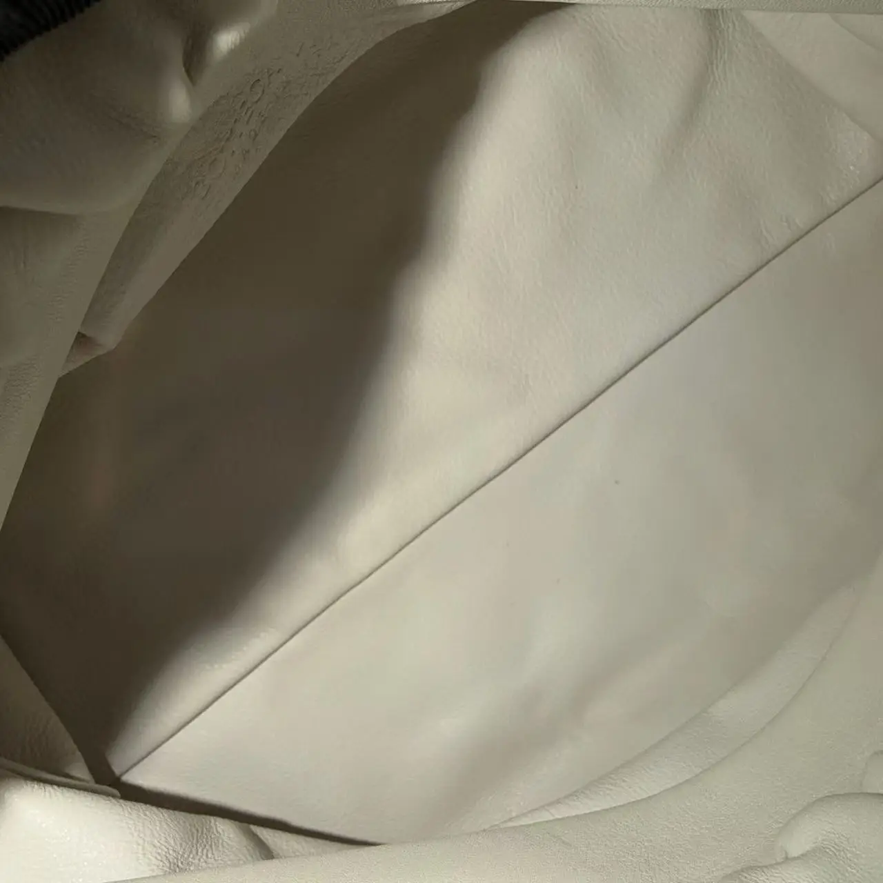 BOTTEGA VENETA Chain Pouch Shoulder Bag BOTTEGA VENETA Chain Pouch Shoulder Bag