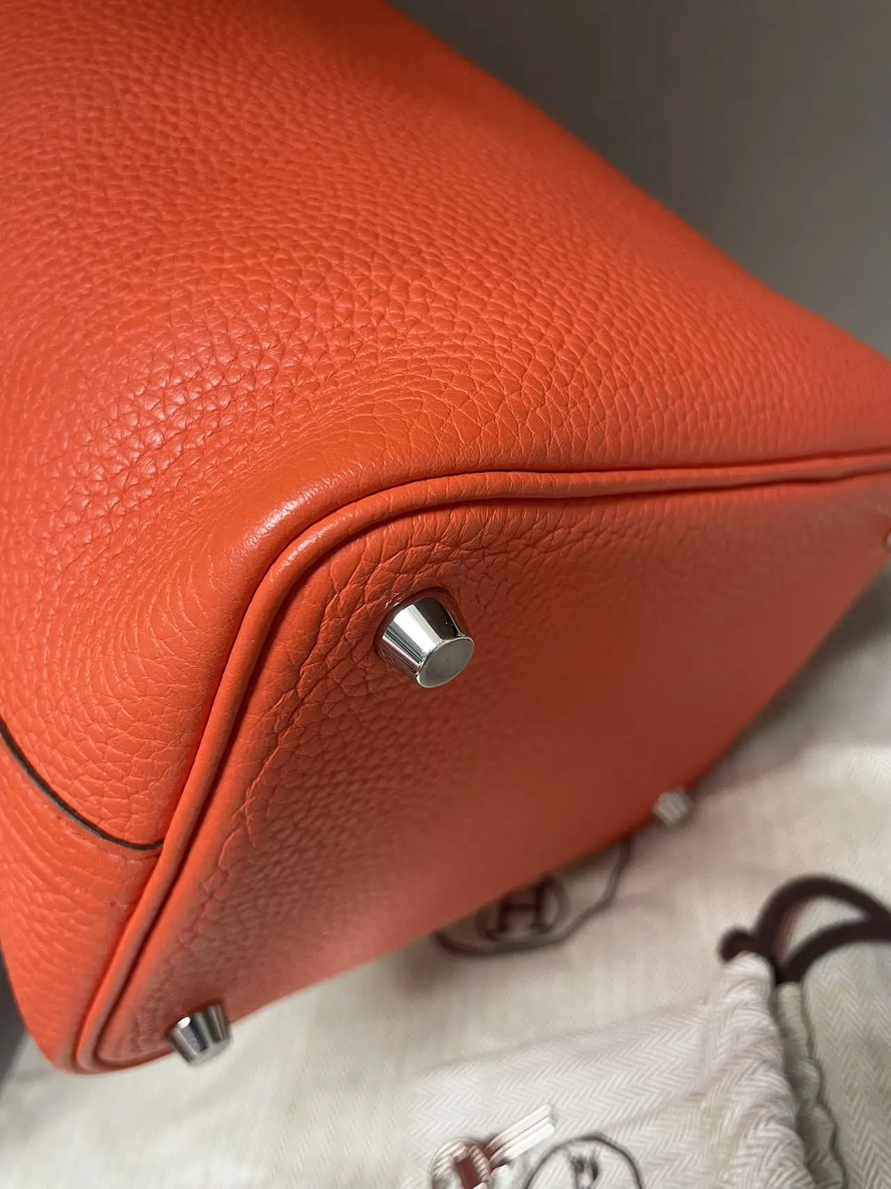 HERMÈS Picotin 18 Orange Poppy Taurillon Clemence Leather HERMÈS Picotin 18 Orange Poppy Taurillon Clemence Leather