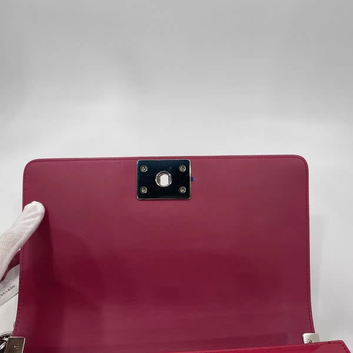 CHANEL Boy Flap Medium Pink Patent Leather Bag CHANEL Boy Flap Medium Pink Patent Leather Bag