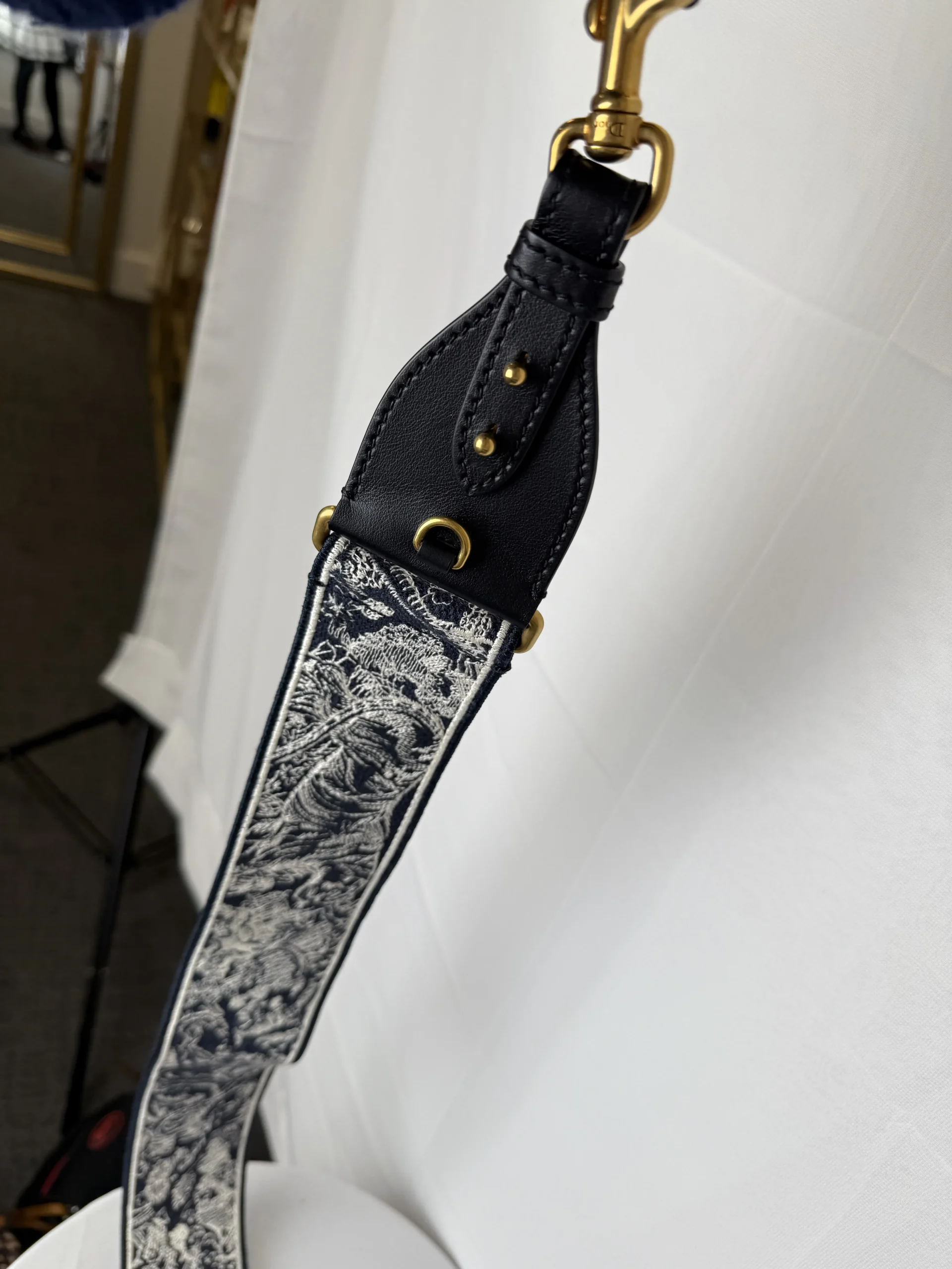 DIOR Adjustable Shoulder Strap with Ring DIOR Adjustable Shoulder Strap with Ring