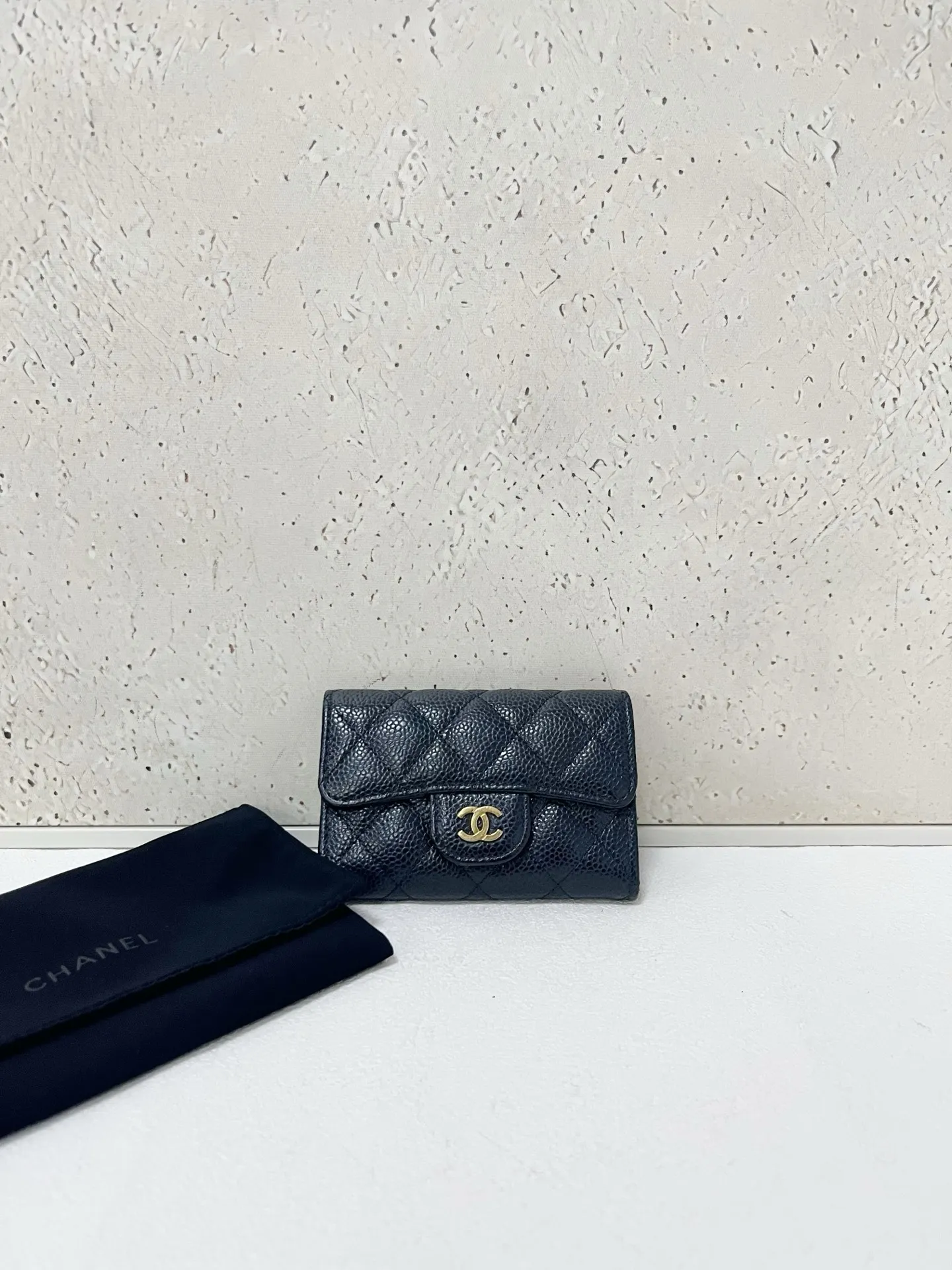 CHANEL Classic Flap Card Holder Wallet Black Quilted Leather CHANEL Classic Flap Card Holder Wallet Black Quilted Leather