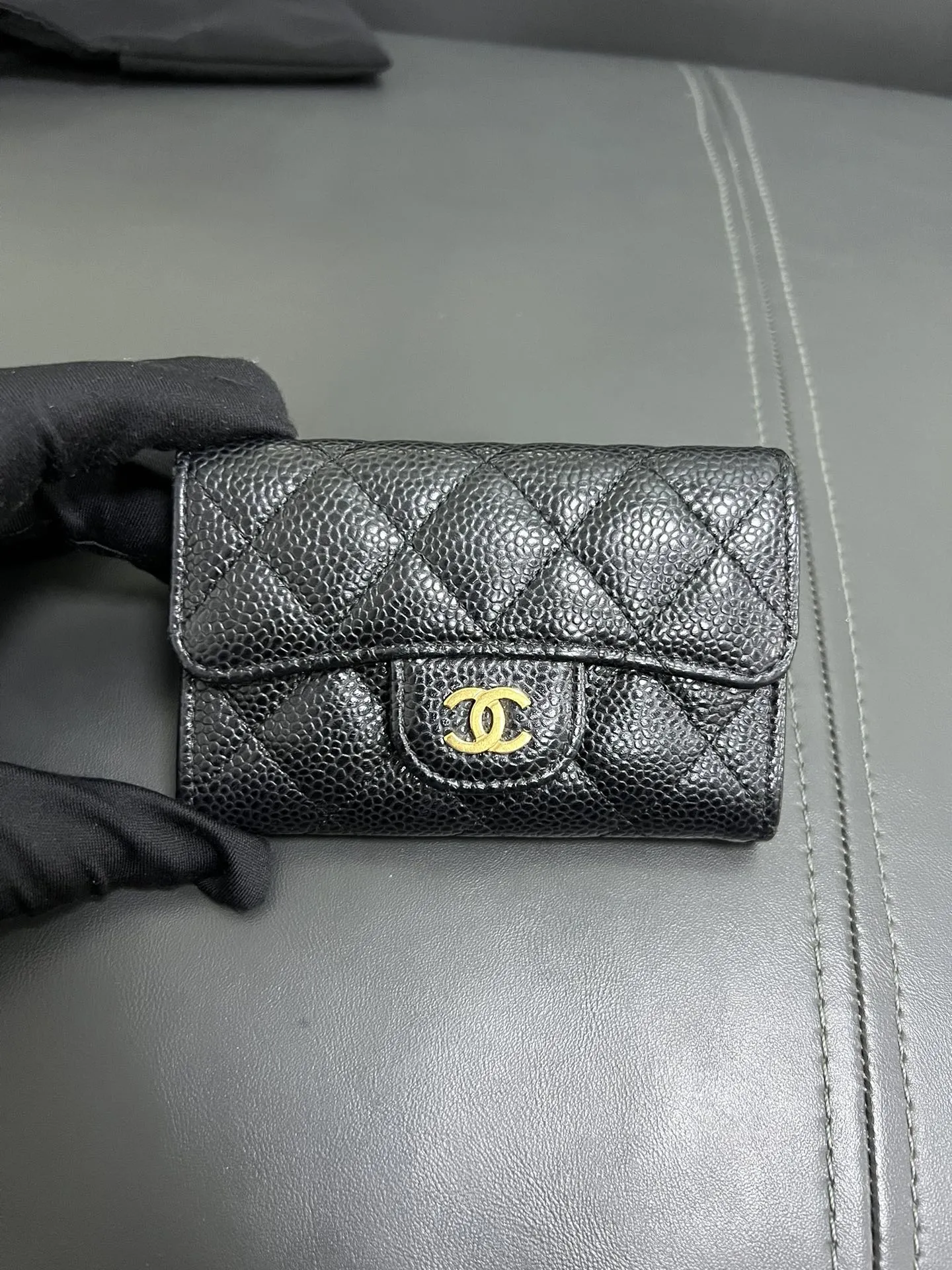 CHANEL Classic Flap Card Holder Wallet Black Quilted Leather CHANEL Classic Flap Card Holder Wallet Black Quilted Leather