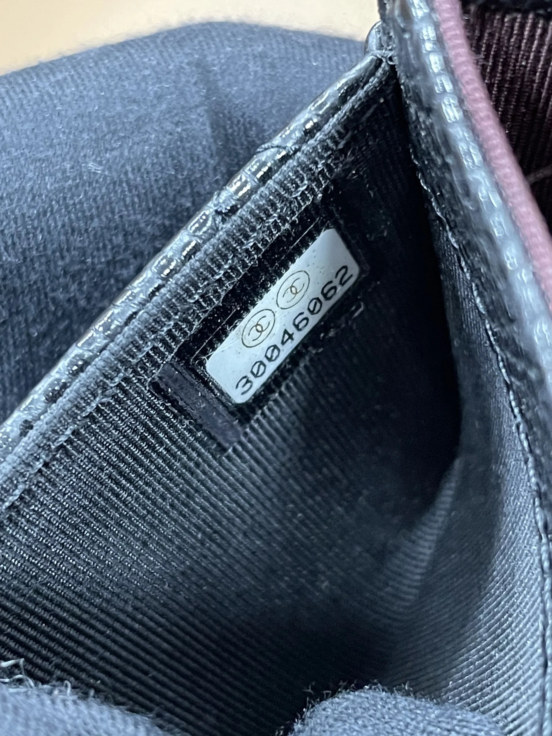 CHANEL Classic Flap Card Holder Wallet Black Quilted Leather CHANEL Classic Flap Card Holder Wallet Black Quilted Leather