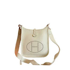 HERMÈS Mini Evelyne 16 Grey/White Taurillon Clemence Leather Silver-Tone Hardware