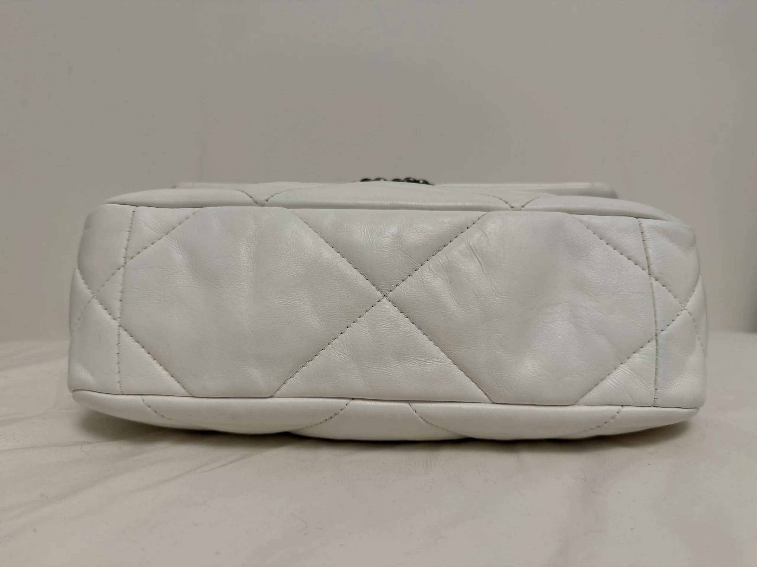 CHANEL White 19 Bag CHANEL White 19 Bag