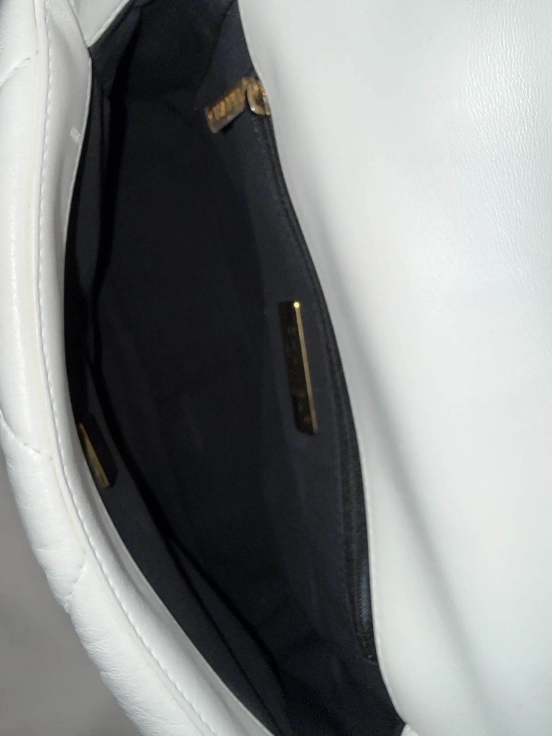 CHANEL White 19 Bag CHANEL White 19 Bag