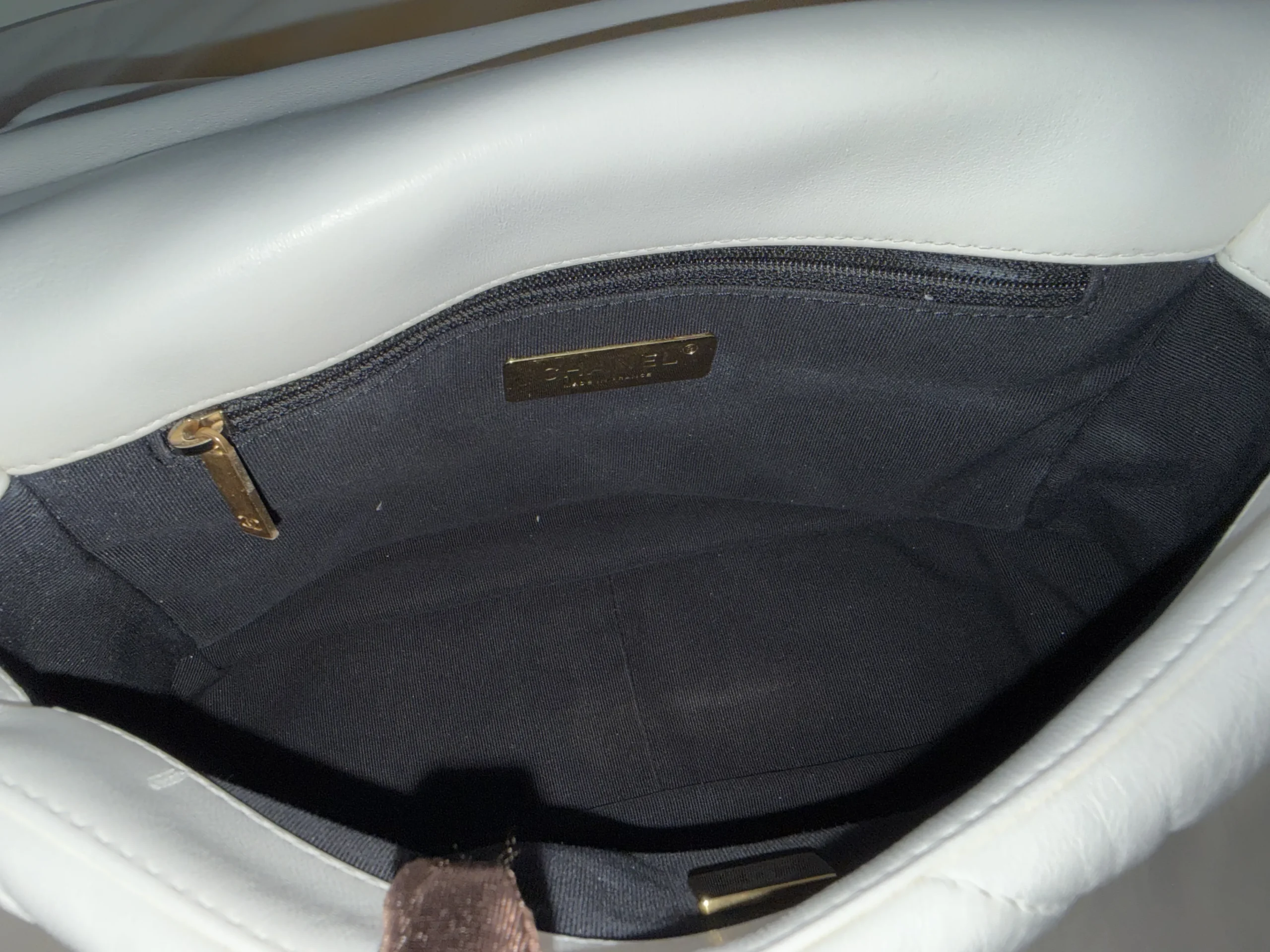 CHANEL White 19 Bag CHANEL White 19 Bag