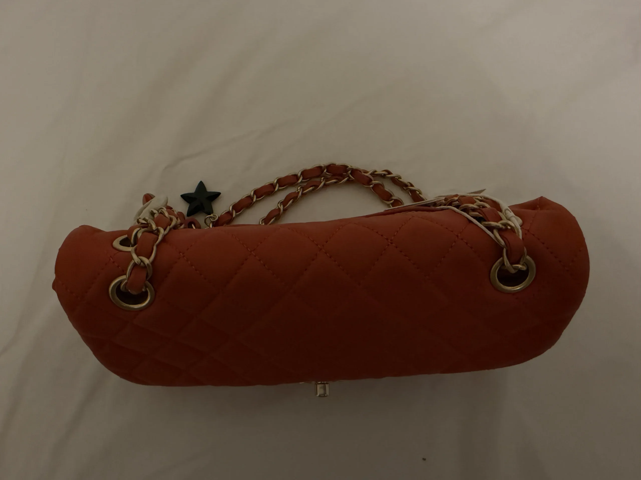 CHANEL Classic Flap Medium Red Limited Version CHANEL Classic Flap Medium Red Limited Version