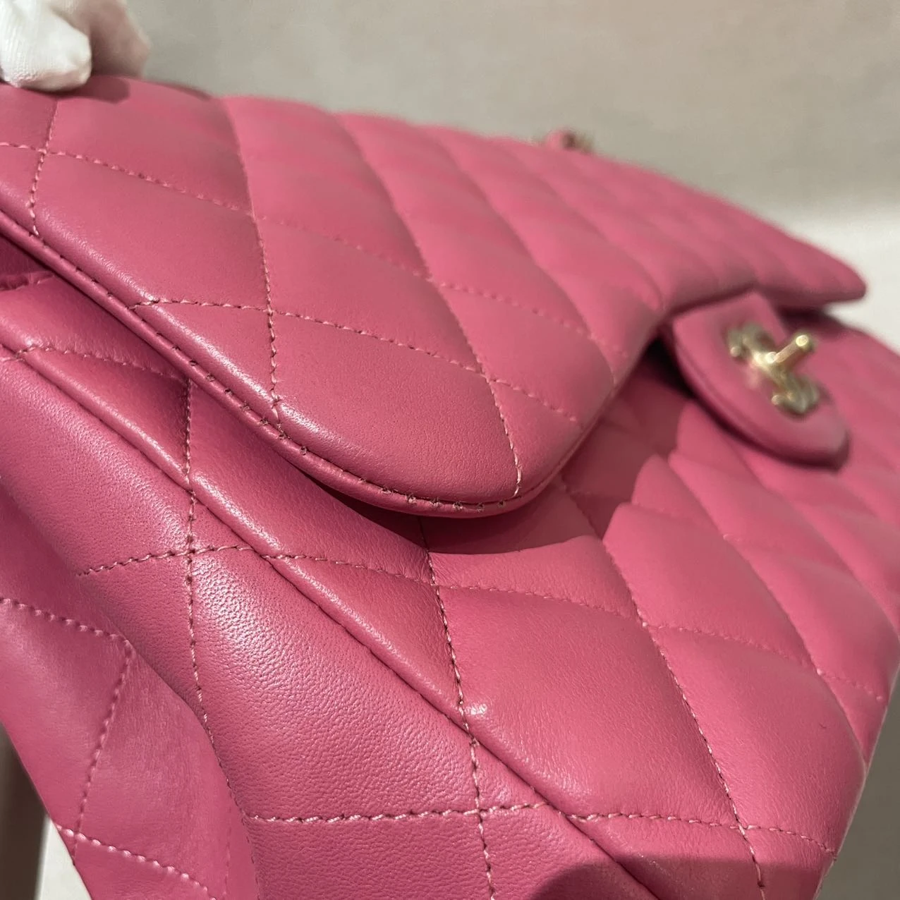 CHANEL Classic Flap Medium Pink Lambskin Leather Quilted Gold Hardware CHANEL Classic Flap Medium Pink Lambskin Leather Quilted Gold Hardware