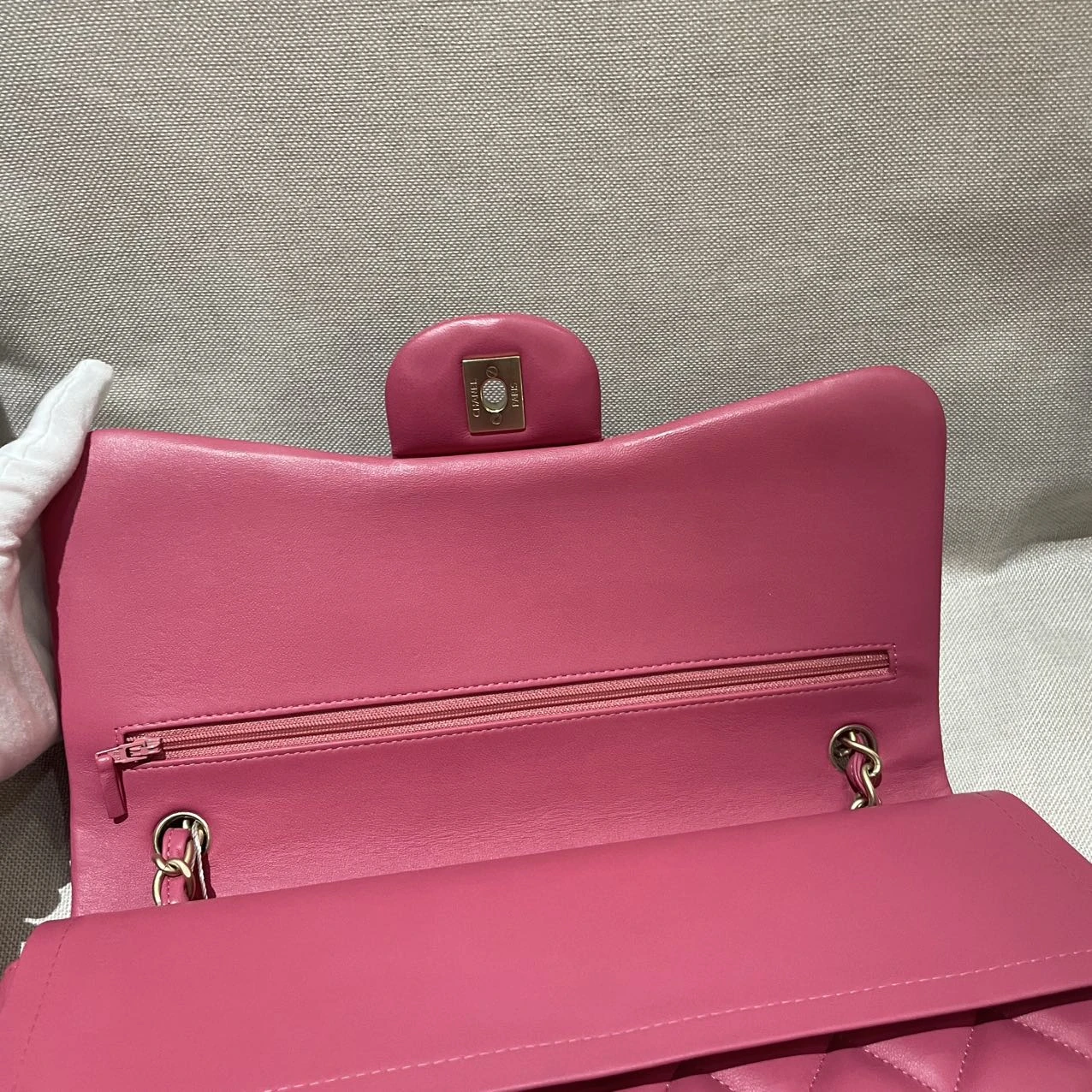 CHANEL Classic Flap Medium Pink Lambskin Leather Quilted Gold Hardware CHANEL Classic Flap Medium Pink Lambskin Leather Quilted Gold Hardware