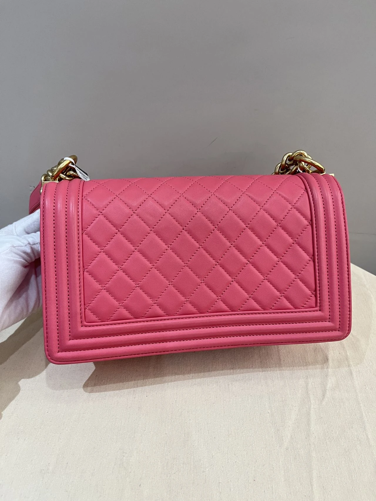 CHANEL Medium Boy Bag Pink Quilted Lambskin Leather CHANEL Medium Boy Bag Pink Quilted Lambskin Leather