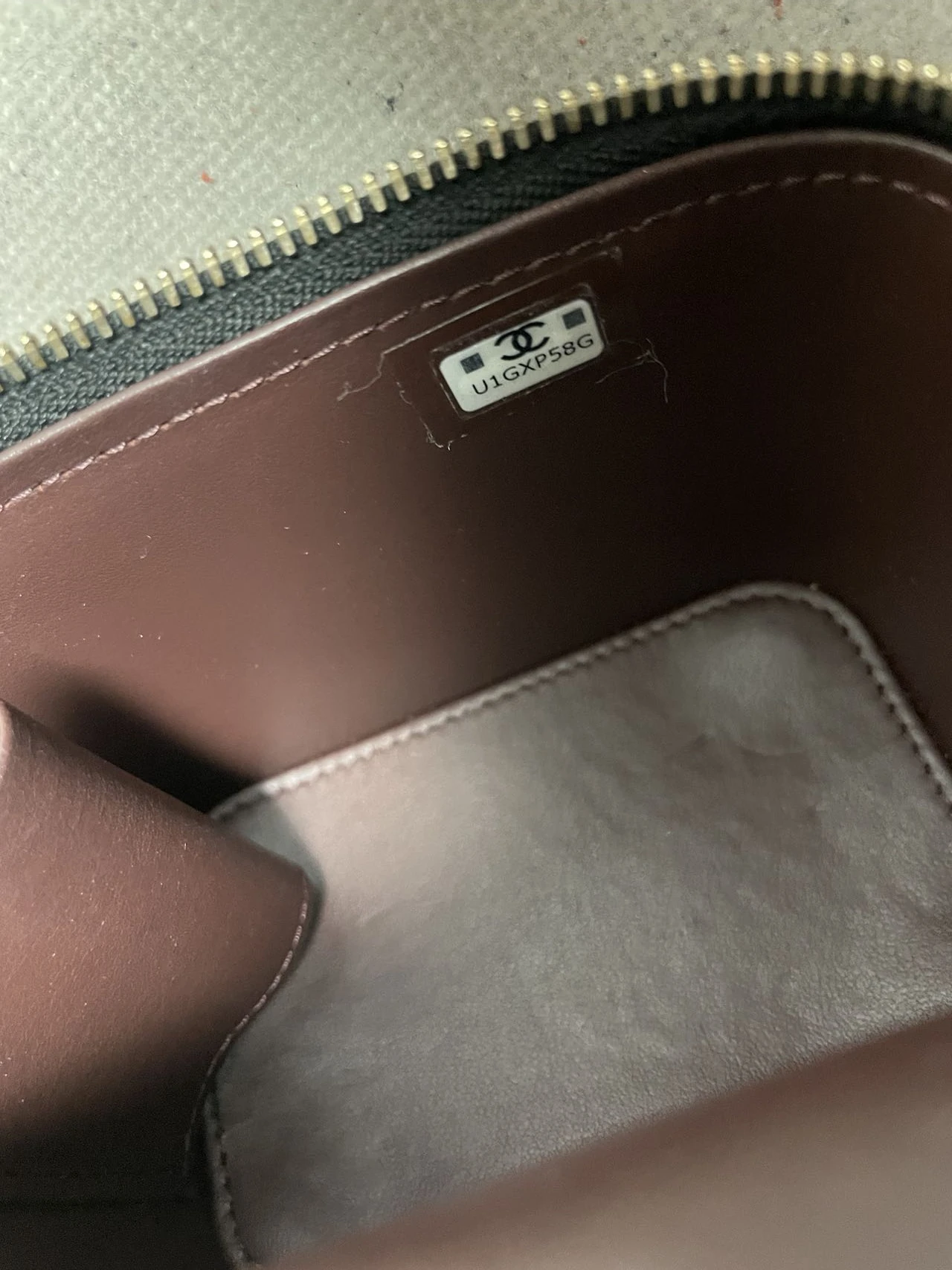 CHANEL Mini Vanity Case With Chain Black Caviar Box Bag CHANEL Mini Vanity Case With Chain Black Caviar Box Bag