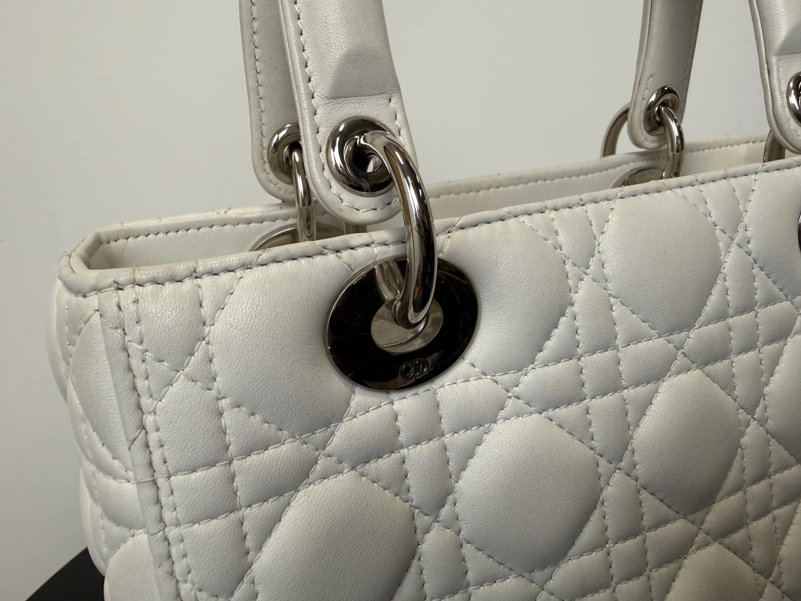 DIOR Medium Lady Dior White Lambskin Bag DIOR Medium Lady Dior White Lambskin Bag