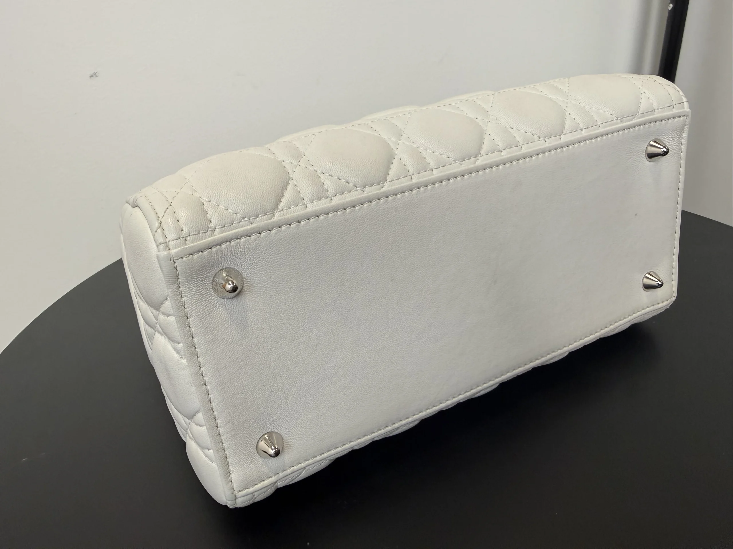 DIOR Medium Lady Dior White Lambskin Bag DIOR Medium Lady Dior White Lambskin Bag