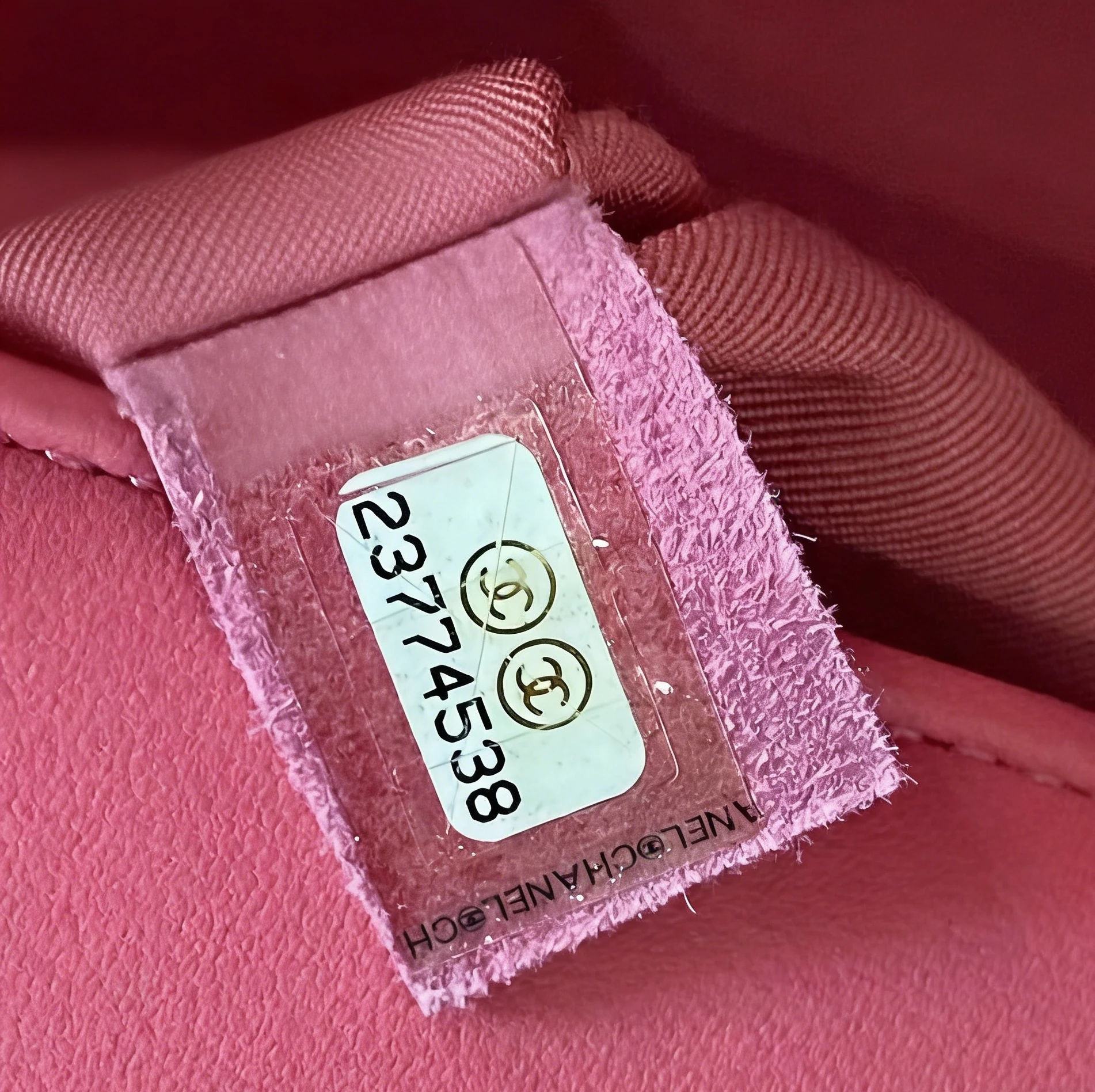 CHANEL Medium Boy Bag Pink Quilted Lambskin Leather CHANEL Medium Boy Bag Pink Quilted Lambskin Leather