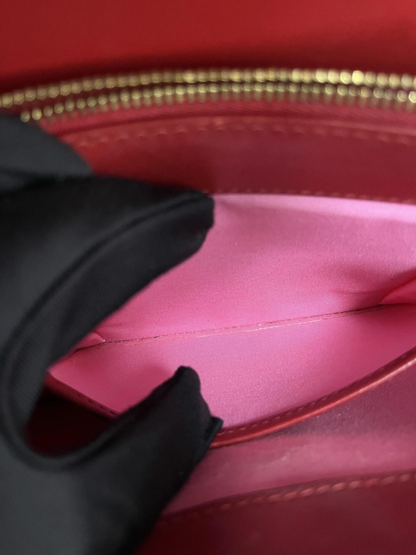 BVLGARI Serpenti Forever Medium Rose Red Calfskin Leather Bag Gold Hardware BVLGARI Serpenti Forever Medium Rose Red Calfskin Leather Bag Gold Hardware