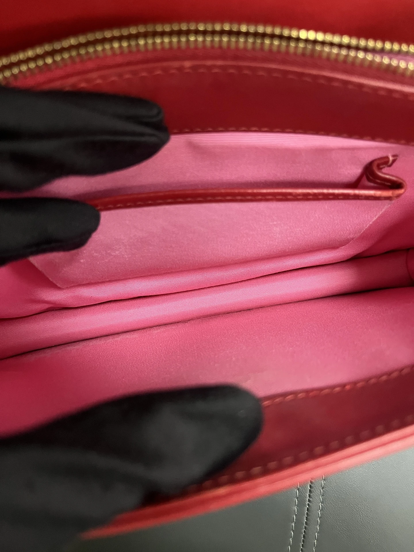 BVLGARI Serpenti Forever Medium Rose Red Calfskin Leather Bag Gold Hardware BVLGARI Serpenti Forever Medium Rose Red Calfskin Leather Bag Gold Hardware