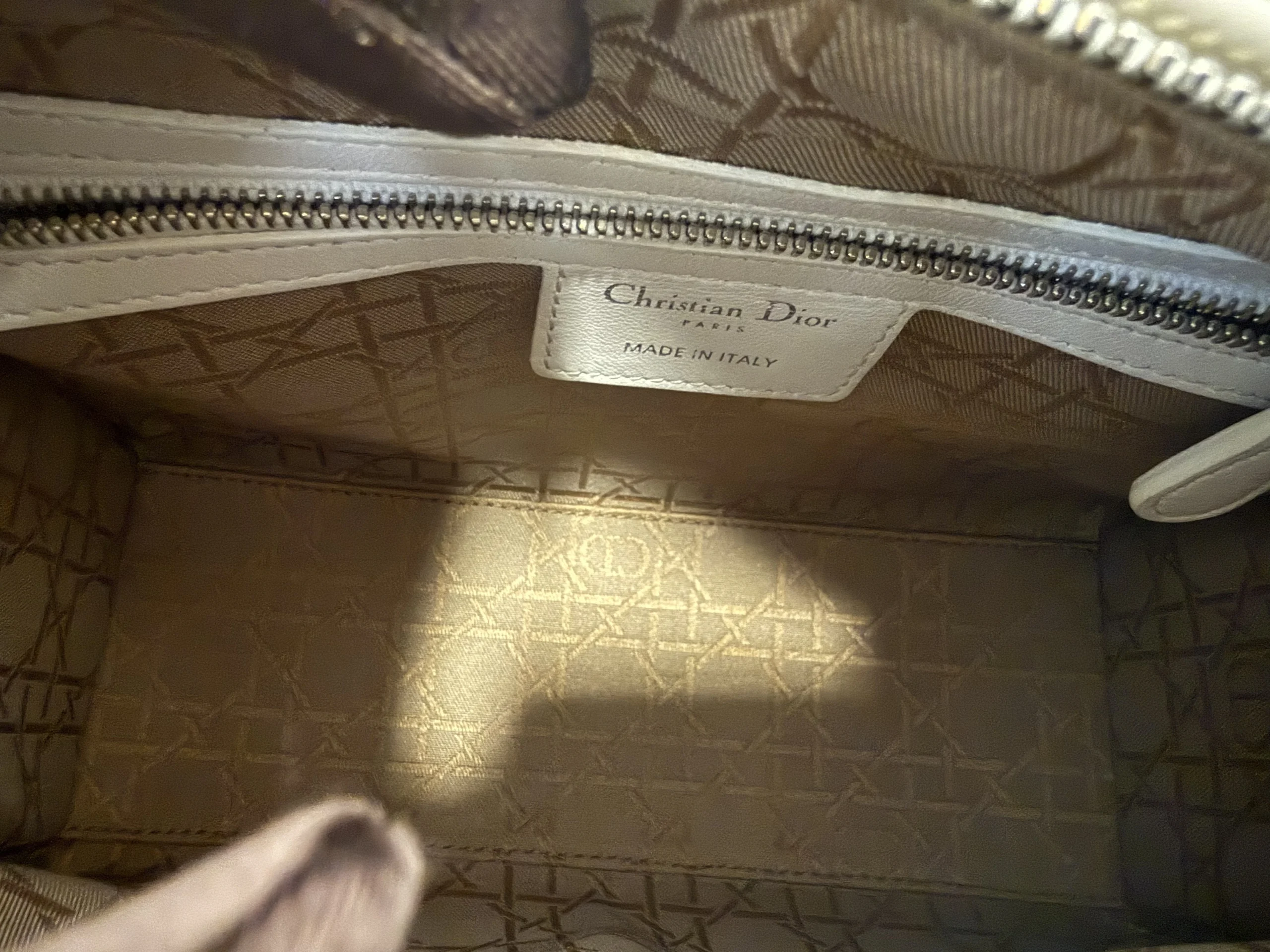 DIOR Medium Lady Dior White Lambskin Bag DIOR Medium Lady Dior White Lambskin Bag