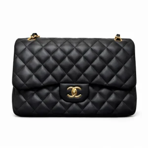 CHANEL Jumbo Classic Flap Bag