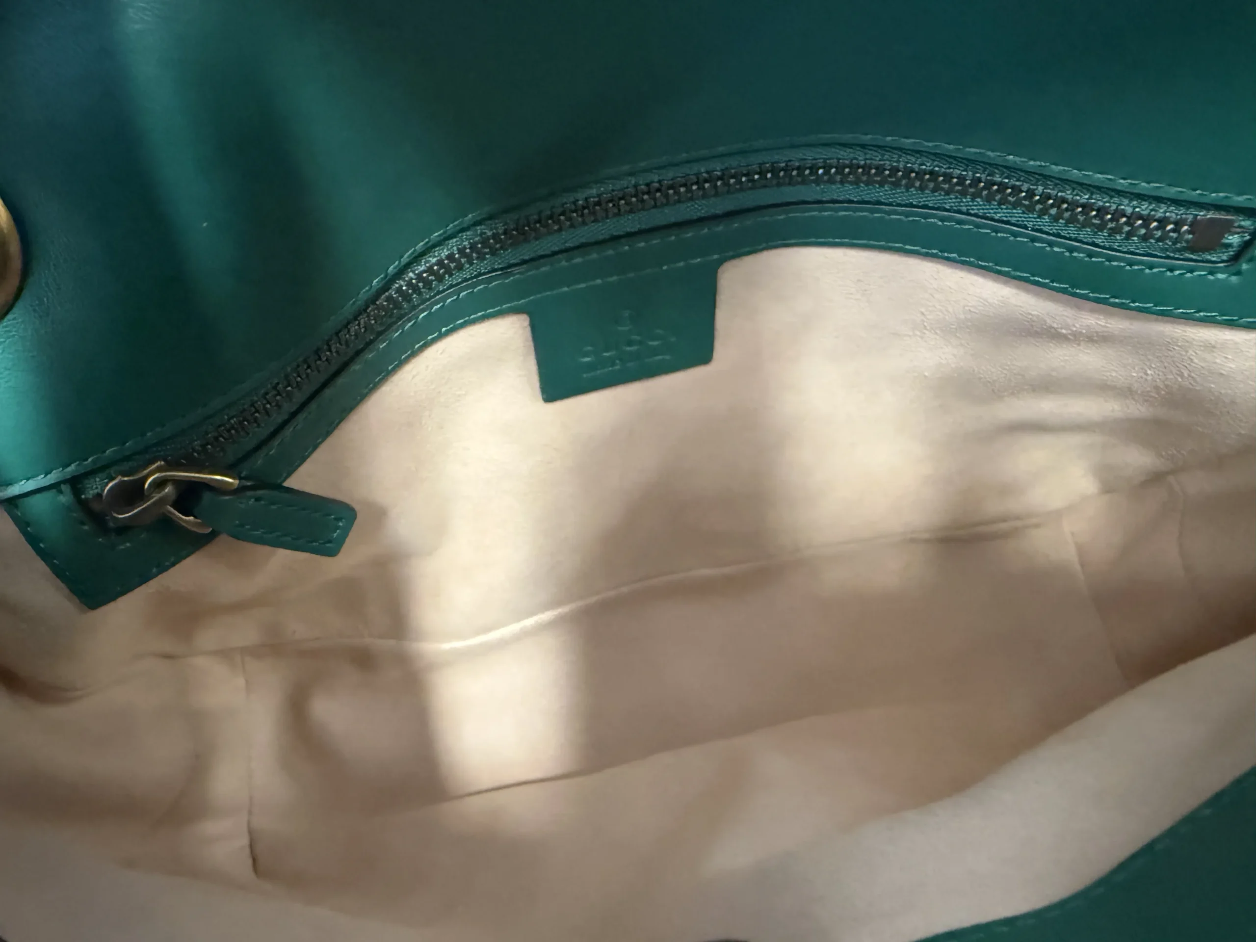 GUCCI Medium GG Marmont Bag Special Green GUCCI Medium GG Marmont Bag Special Green