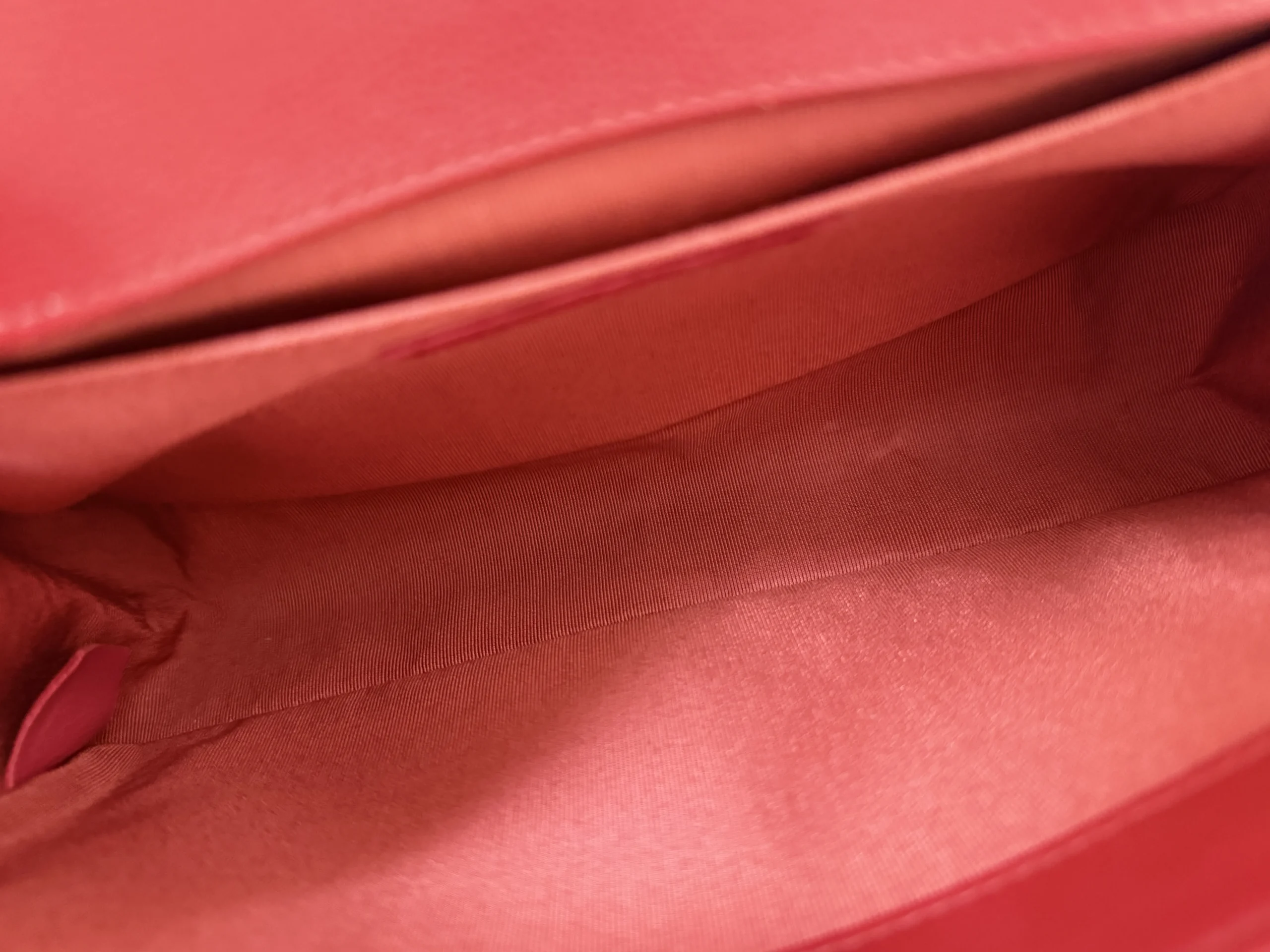 CHANEL Boy Bag Medium Red Caviar Leather Gold Hardware CHANEL Boy Bag Medium Red Caviar Leather Gold Hardware