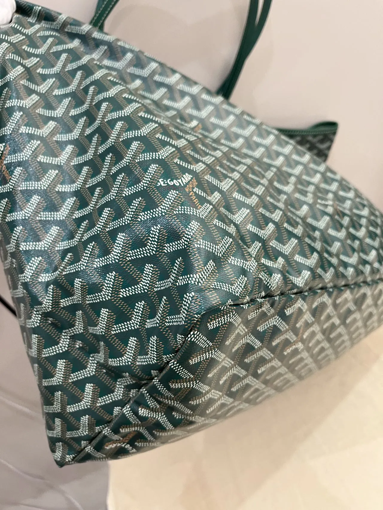 GOYARD Saint Louis GM Green Goyardine Canvas Tote Bag GOYARD Saint Louis GM Green Goyardine Canvas Tote Bag