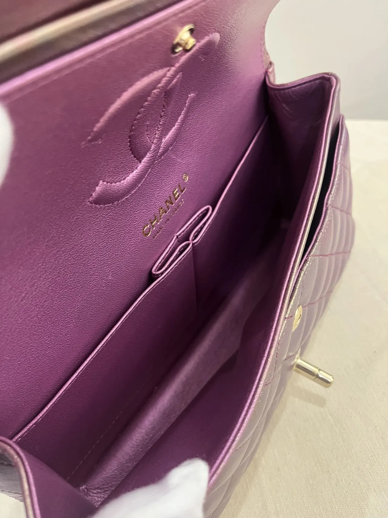 CHANEL Medium Classic Double Flap Iridescent Purple Bag Exotic Collection CHANEL Medium Classic Double Flap Iridescent Purple Bag Exotic Collection