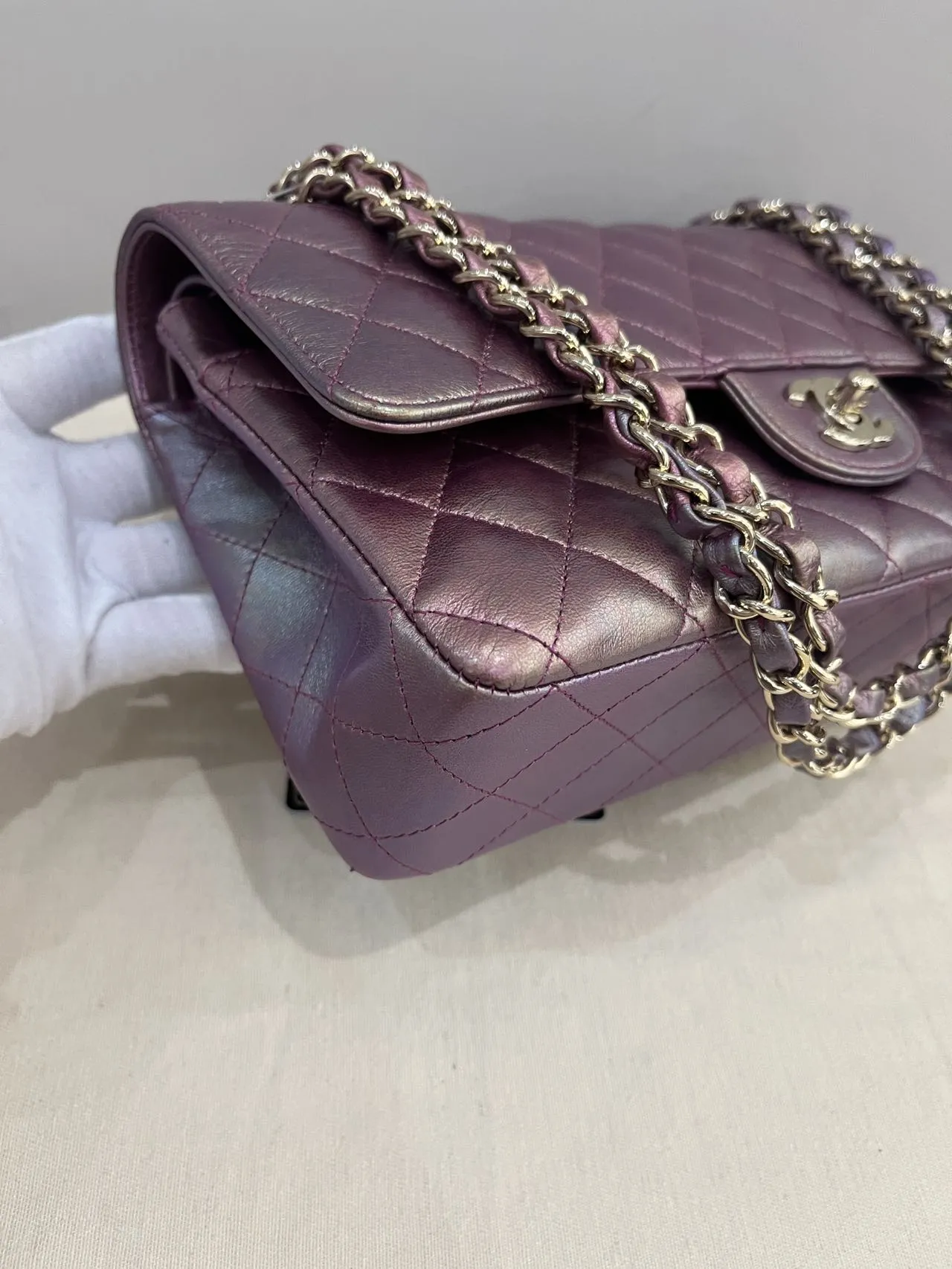 CHANEL Medium Classic Double Flap Iridescent Purple Bag Exotic Collection CHANEL Medium Classic Double Flap Iridescent Purple Bag Exotic Collection