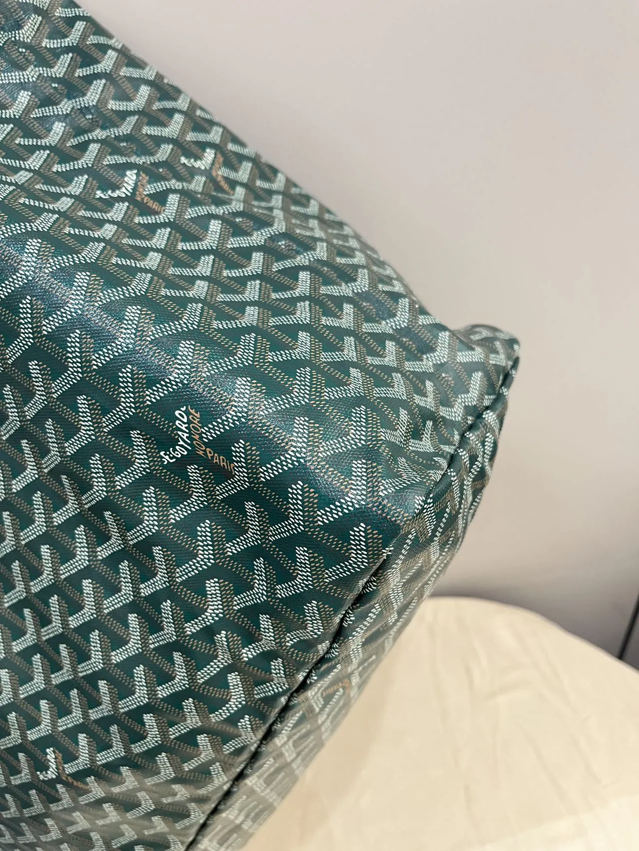 GOYARD Saint Louis GM Green Goyardine Canvas Tote Bag GOYARD Saint Louis GM Green Goyardine Canvas Tote Bag