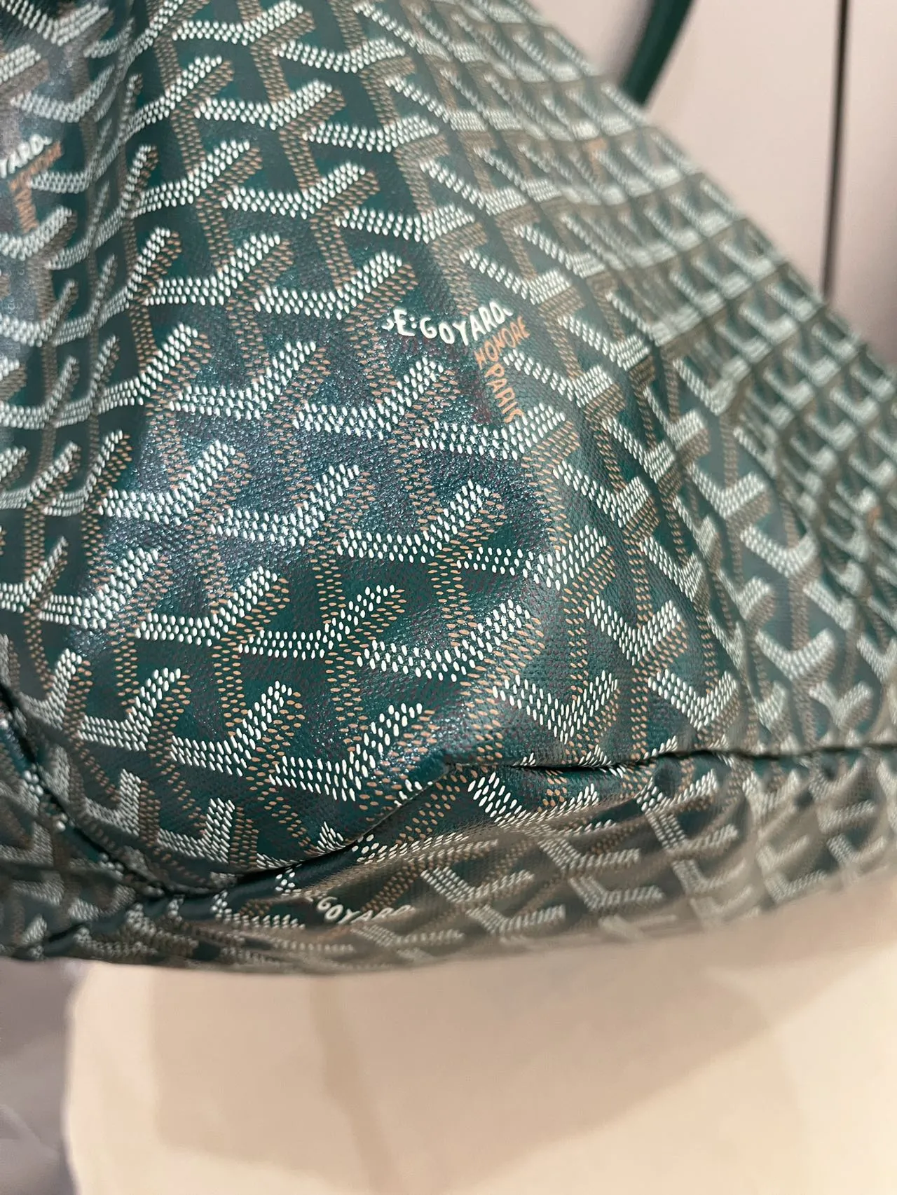 GOYARD Saint Louis GM Green Goyardine Canvas Tote Bag GOYARD Saint Louis GM Green Goyardine Canvas Tote Bag