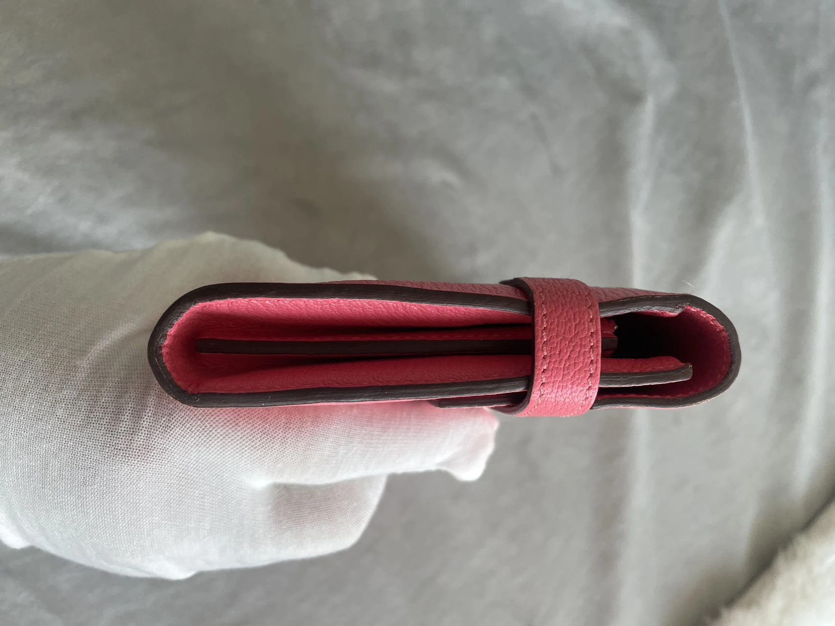 HERMES Kelly Long Wallet Pink Lambskin Leather Silver Hardware HERMES Kelly Long Wallet Pink Lambskin Leather Silver Hardware