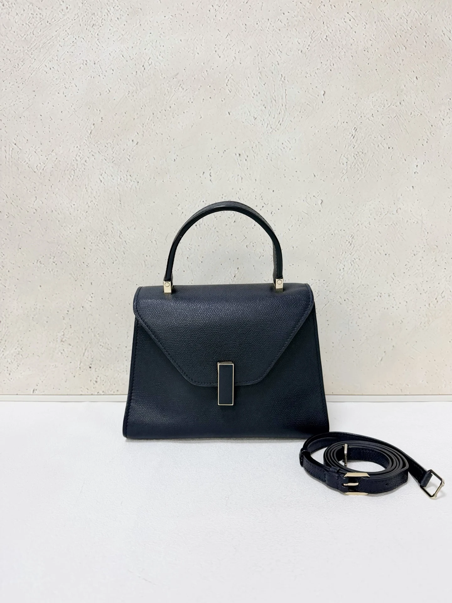 VALEXTRA Iside Small Black Grained Leather VALEXTRA Iside Small Black Grained Leather