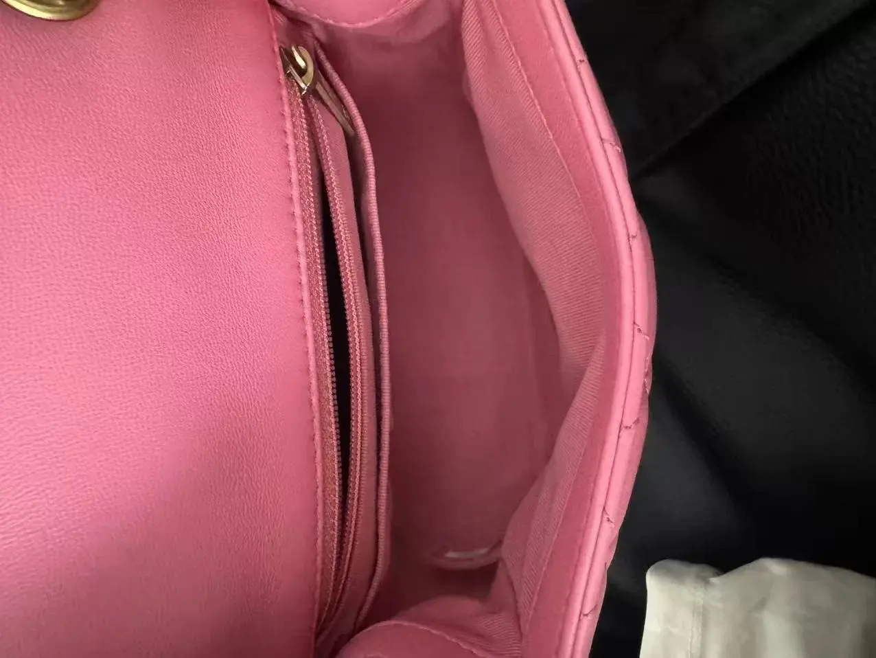 CHANEL Classic Flap Mini Pink Lambskin Leather CHANEL Classic Flap Mini Pink Lambskin Leather